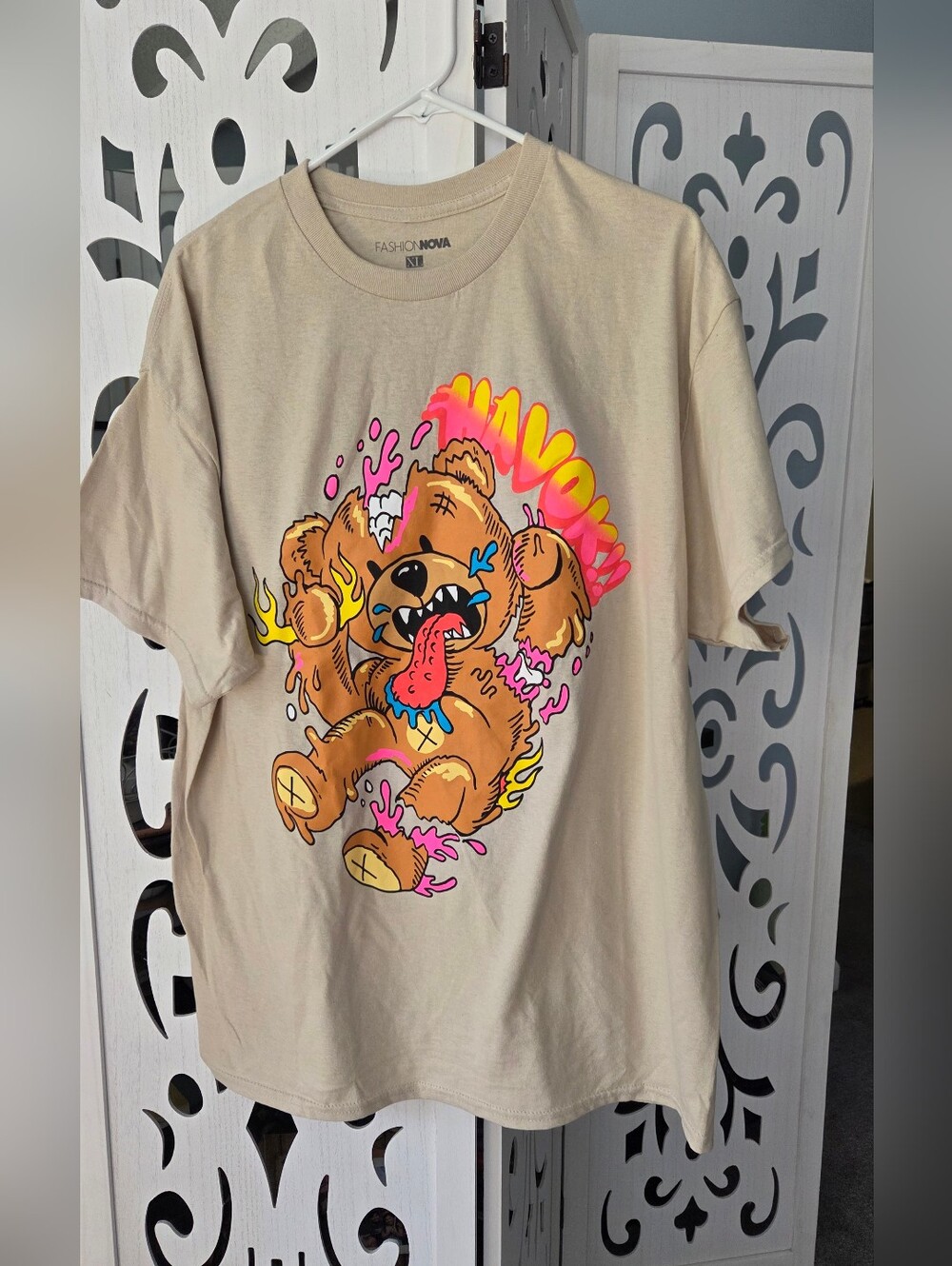 Fashion Nova Havoc Bear Graphic Tee Mens XL Taupe Gray Streetwear T-Shirt New